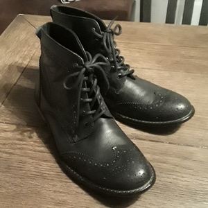 "Red Tape" Wing-tip/Western Boots